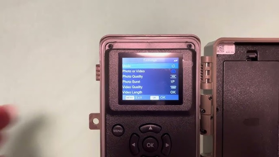 trail camera motion sensor vs time lapse