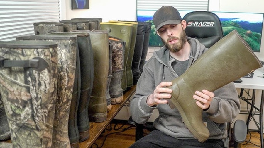 waterproof hunting boots vs breathable hunting boots